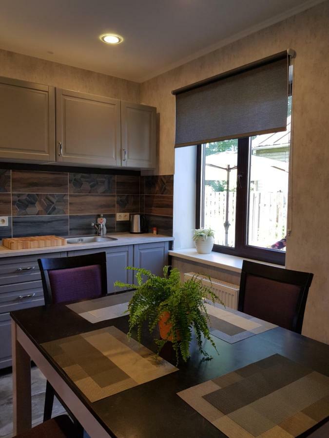 Sunnyhouse Apartment ยูร์มาลา ภายนอก รูปภาพ